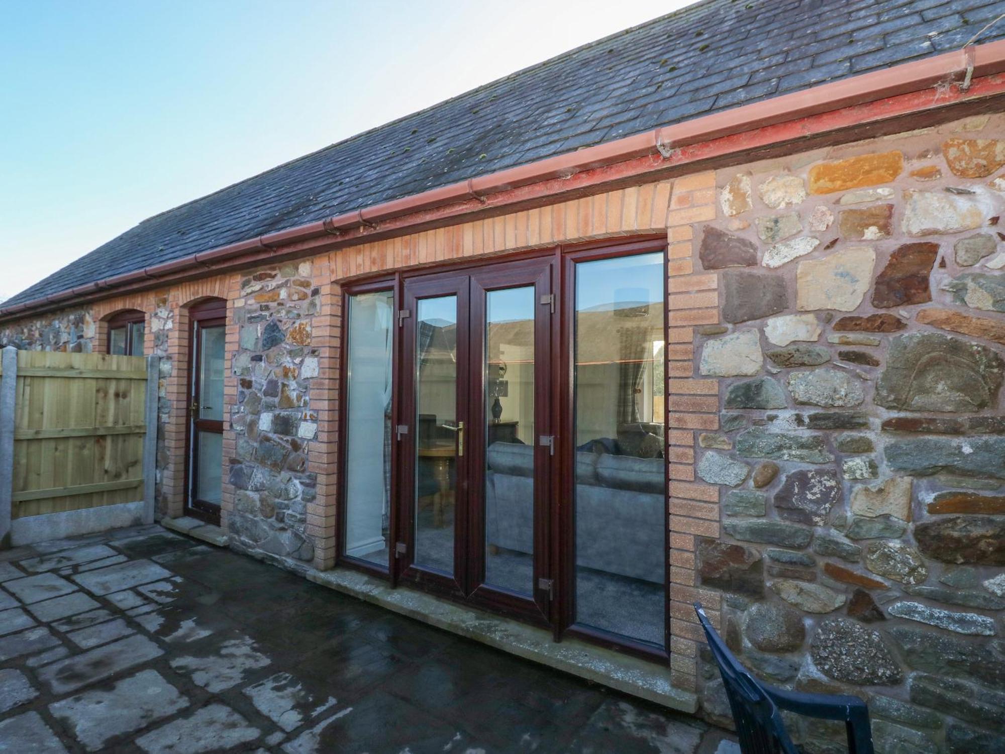 The Old Well Bungalow - Ty Mawr Farm Cardiff Bagian luar foto